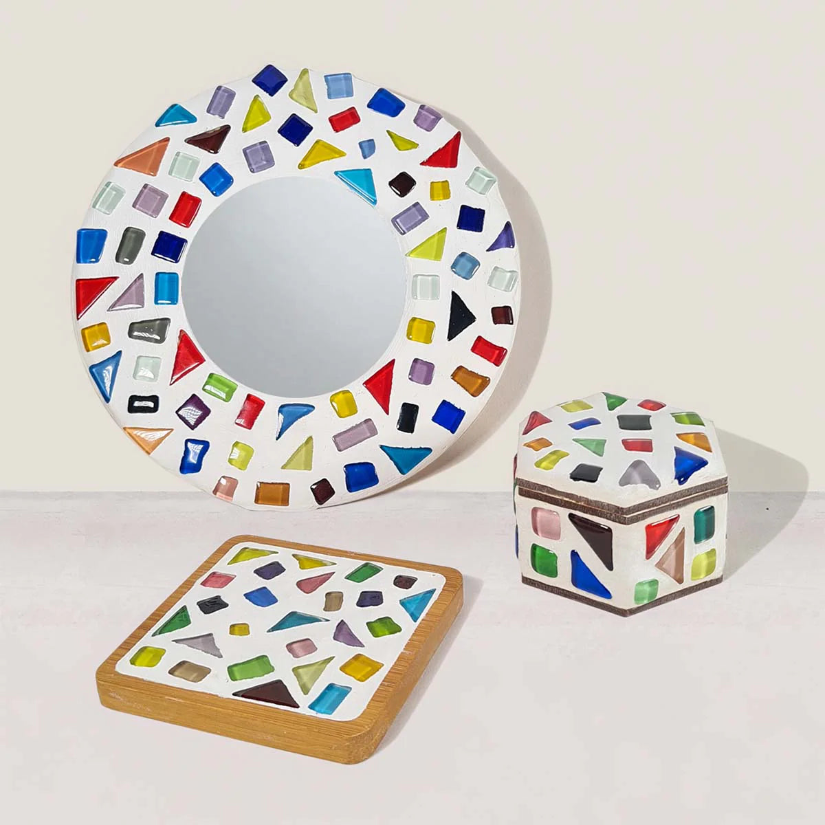 Mosaic mirror and jewelry box created with Sculpd kids mosaic kit